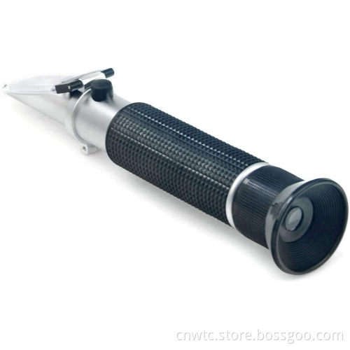 ATC Salinity Refractometer: Precise Measurement of Salt Concentration from 0-100 PPM